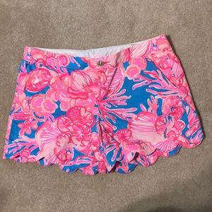 Lilly Pulitzer Buttercup Short Scalloped Shorts